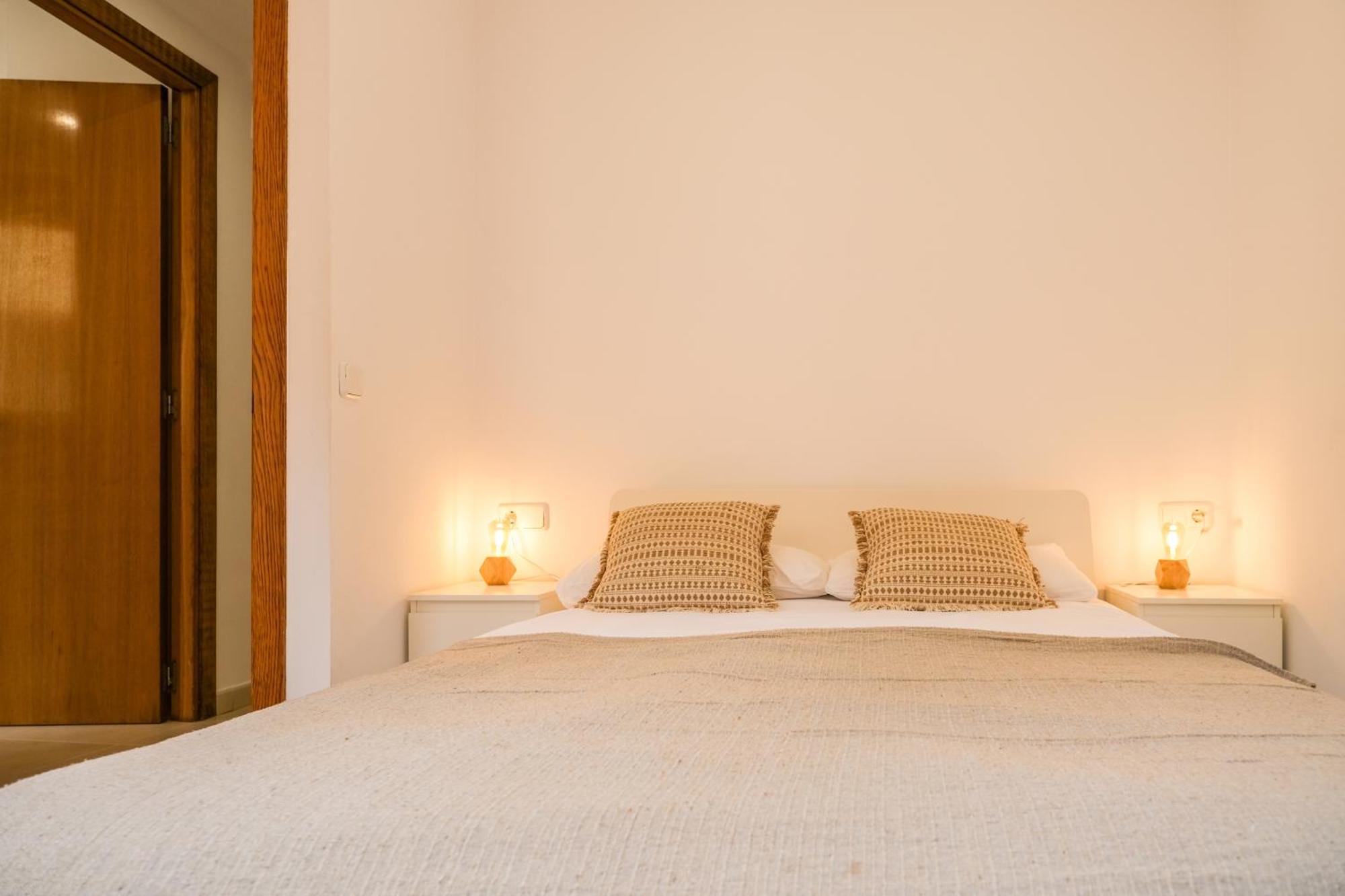 Ca Leudald 1 Descubre Besalu En Familia Apartment ภายนอก รูปภาพ